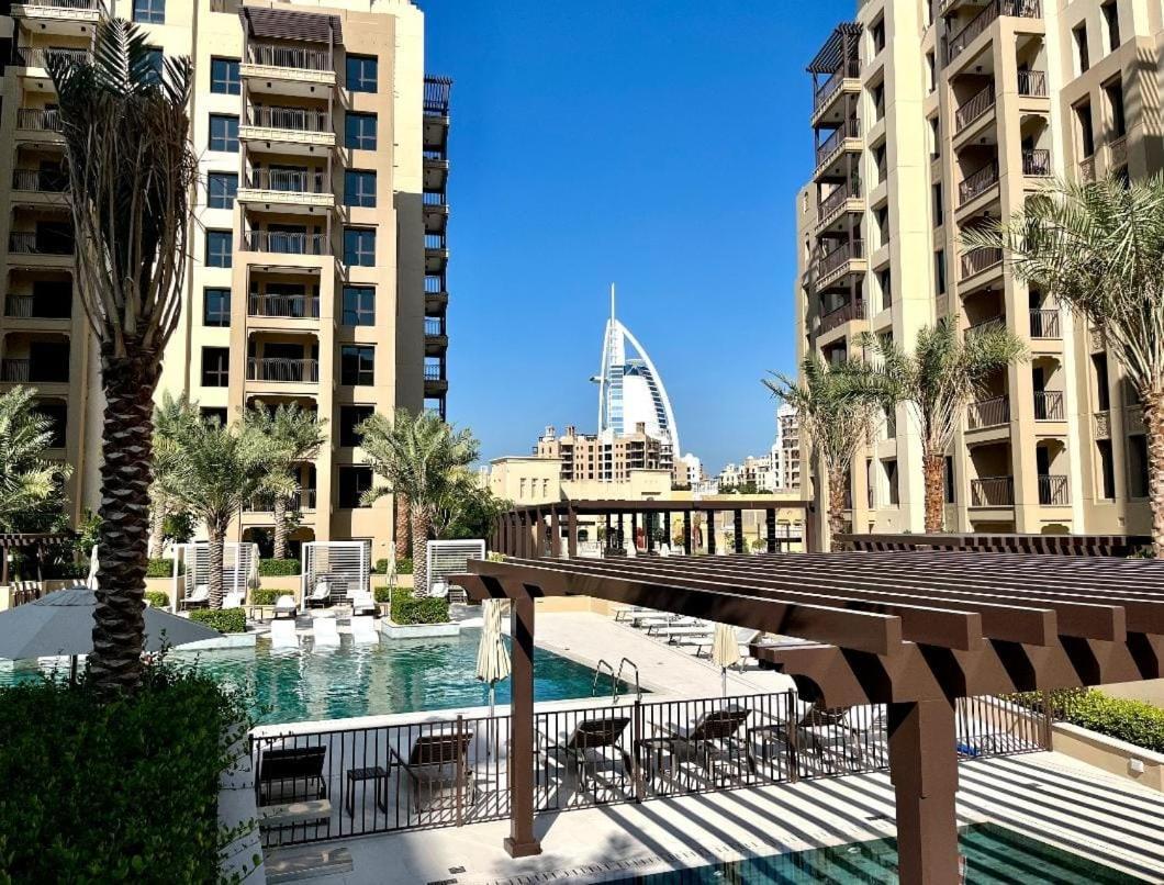 Brand New 2 Bedroom In Madinat Jumeirah Living Apartment *
